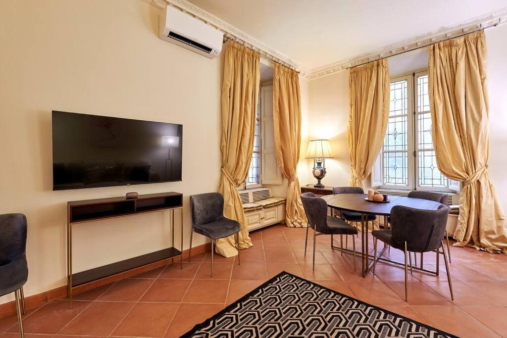 Irex - Cavour Private Apartment Rome Luaran gambar
