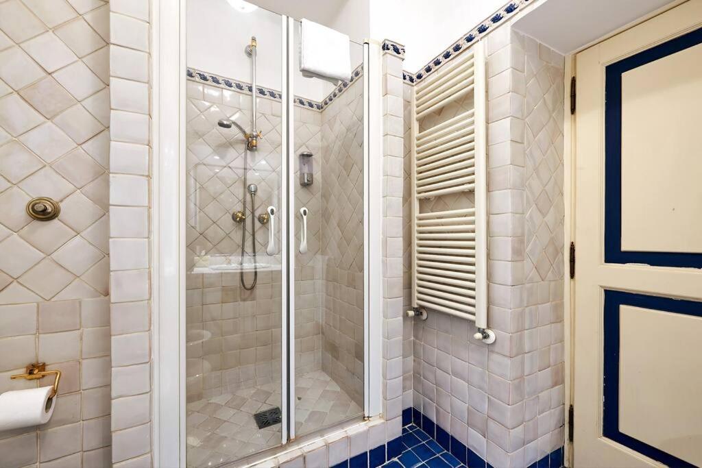 Irex - Cavour Private Apartment Rome Luaran gambar